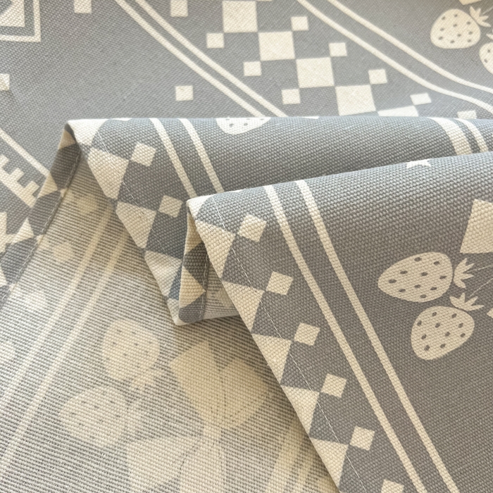 91家纺网 家纺一手货源 找家纺 爱彼家纺 2026新款原棉老粗布凉席席子床单条纹印花床单-粗纱系列一 草莓格-灰