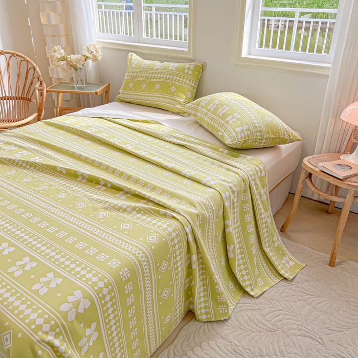 91家纺网 家纺一手货源 找家纺 爱彼家纺 2026新款原棉老粗布凉席席子床单条纹印花床单-粗纱系列一 草莓格绿