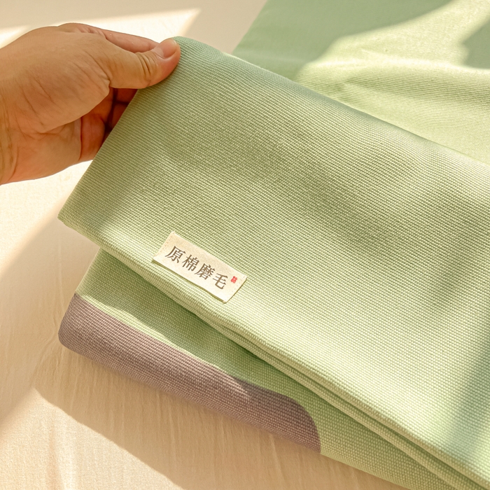 91家纺网 家纺一手货源 找家纺 爱彼家纺 2026新款原棉老粗布凉席席子床单条纹印花床单-粗纱系列一 简兮淡绿