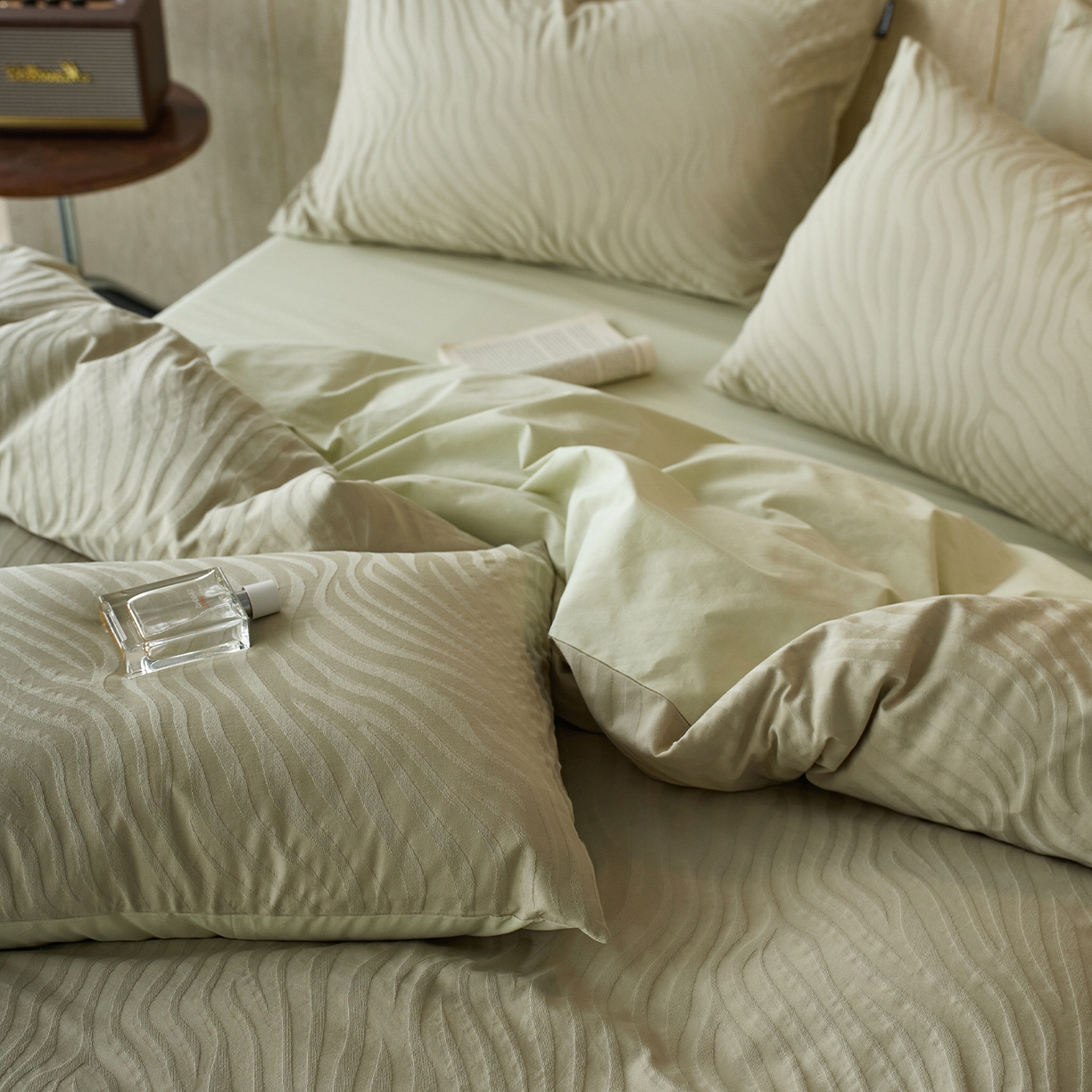 91家纺网 家纺一手货源 找家纺 小懒猪 2026新款亲肤舒适立体全棉提花四件套 杰斯-奶绿