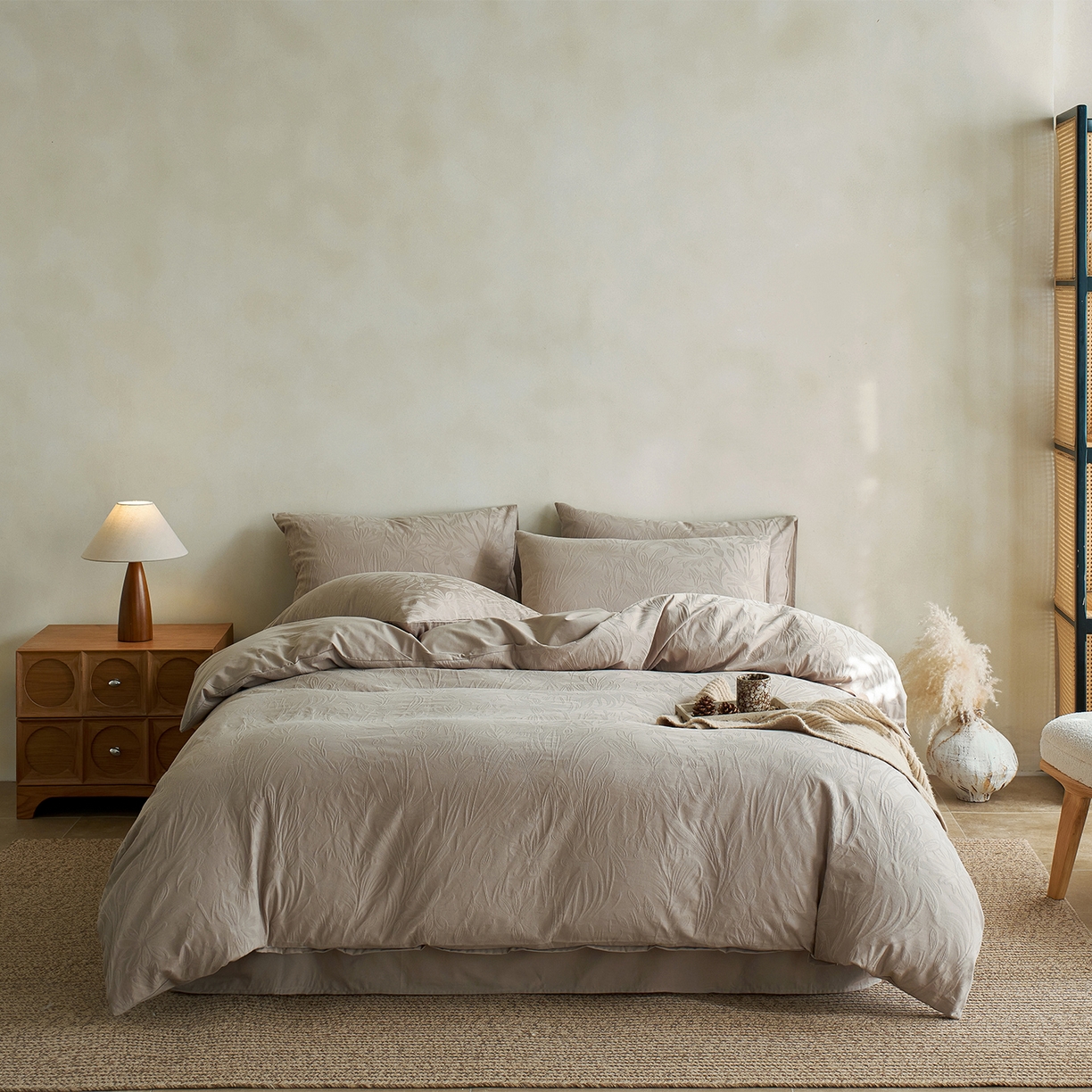 91家纺网 家纺一手货源 找家纺 小懒猪 2026新款亲肤舒适立体全棉提花四件套 秘境-金属灰