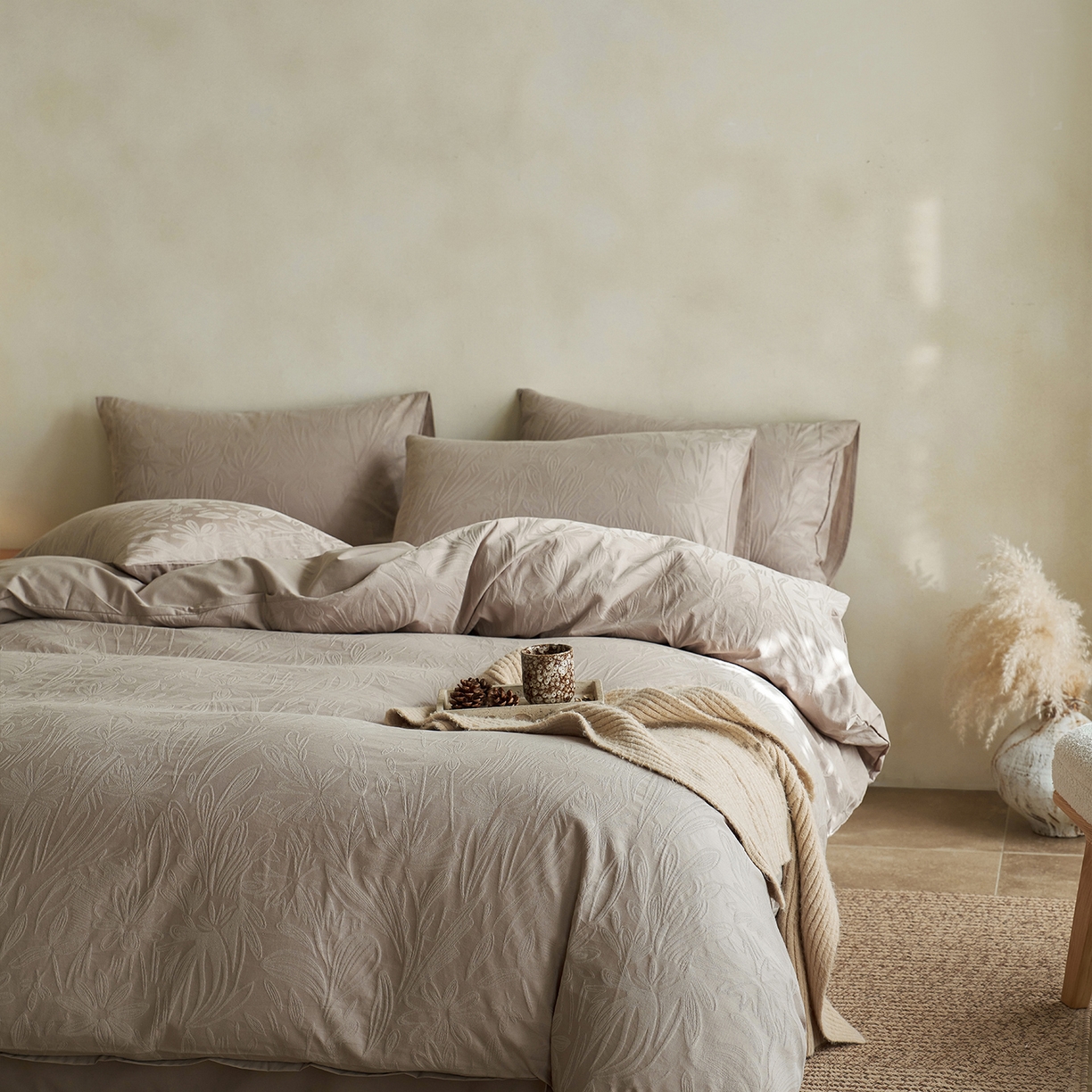 91家纺网 家纺一手货源 找家纺 小懒猪 2026新款亲肤舒适立体全棉提花四件套 秘境-金属灰