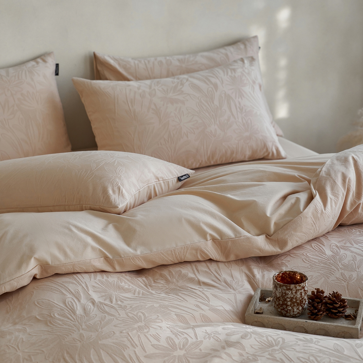 91家纺网 家纺一手货源 找家纺 小懒猪 2026新款亲肤舒适立体全棉提花四件套 秘境-米杏