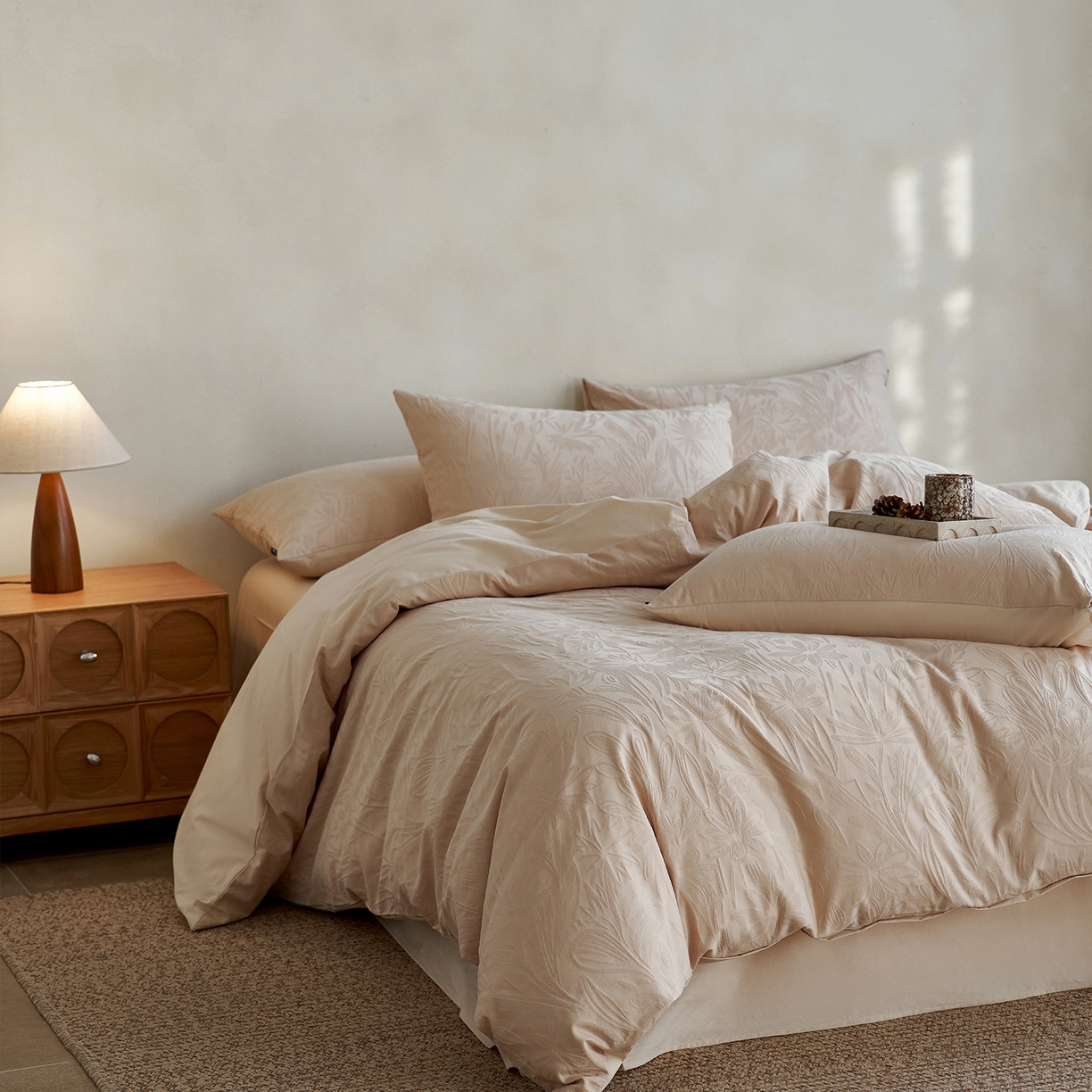 91家纺网 家纺一手货源 找家纺 小懒猪 2026新款亲肤舒适立体全棉提花四件套 秘境-米杏