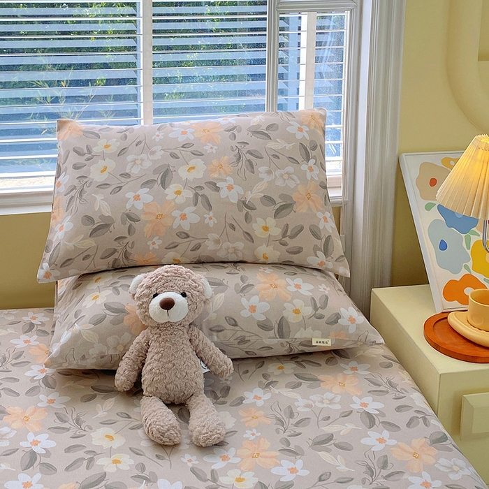 91家纺网 家纺一手货源 找家纺 爱彼家纺 2026新款古艺印花小碎花老粗布床单-粗纱系列二 春日奇迹