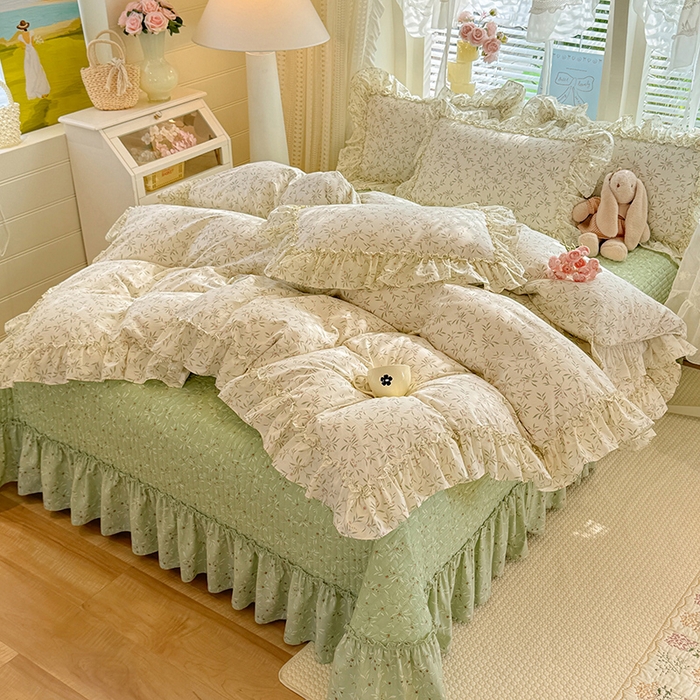 91家纺网 家纺一手货源 找家纺 韩约家纺 2026新款法式大花边古法棉感床盖四件套 春熙