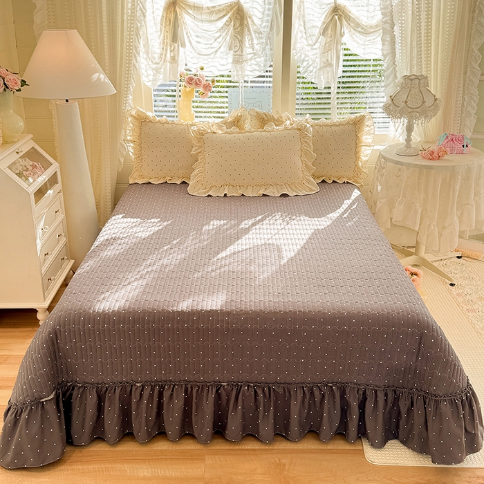 91家纺网 家纺一手货源 找家纺 韩约家纺 2026新款法式大花边古法棉感床盖四件套 宁静时光