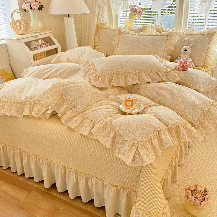 91家纺网 家纺一手货源 找家纺 韩约家纺 2026新款法式大花边古法棉感床盖四件套 思绪