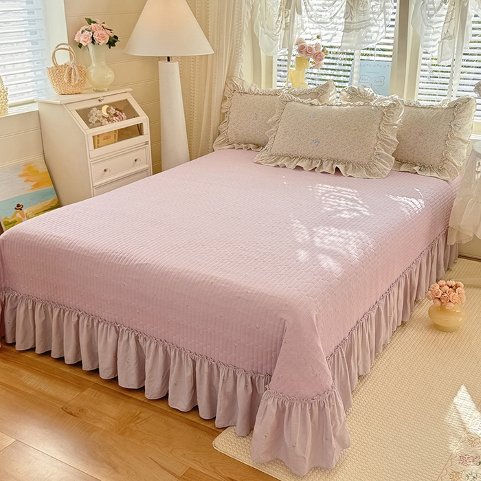 91家纺网 家纺一手货源 找家纺 韩约家纺 2026新款法式大花边古法棉感床盖四件套 紫妍