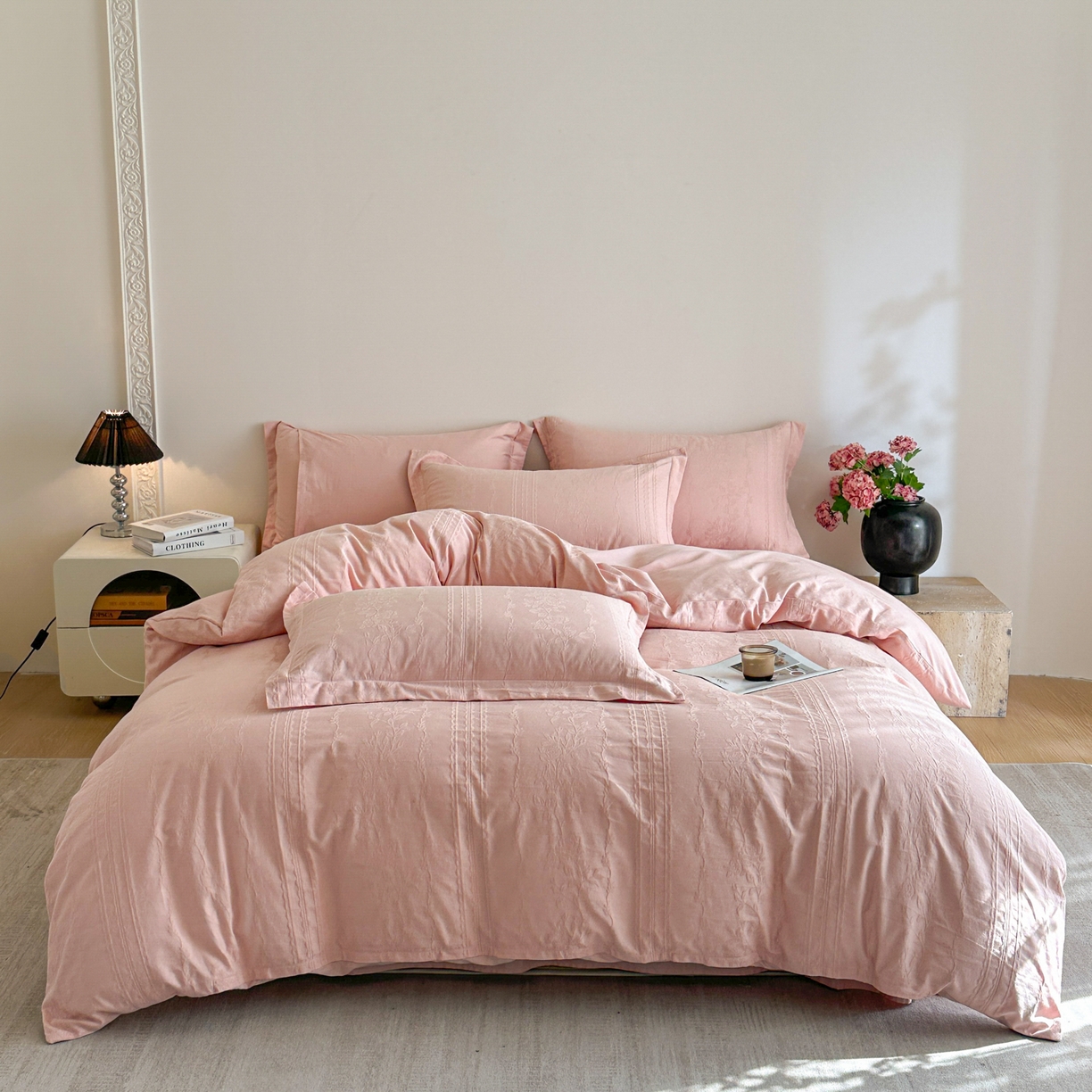 91家纺网 家纺一手货源 找家纺 格里芬家纺 2026新款全棉水洗立体浮雕提花纯棉四件套 花漾甜心-唯美粉