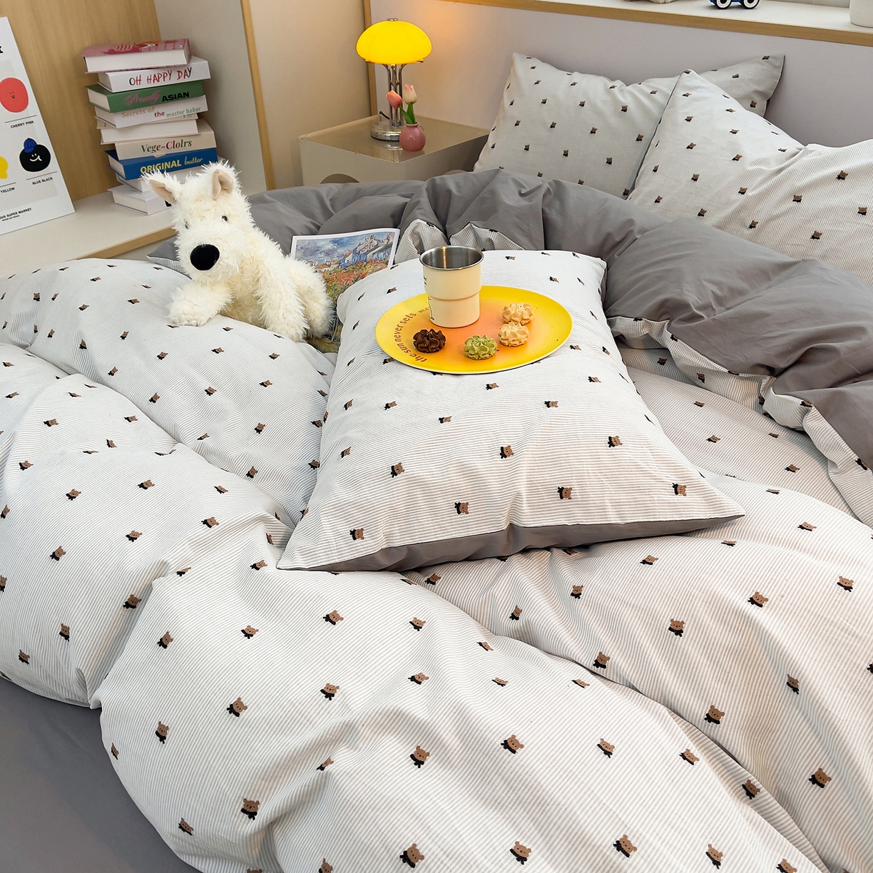 91家纺网 家纺一手货源 找家纺 炫拼家纺 2026新款A类全棉60支色织提花剪花B版40支水洗棉四件套-米熊系列 米熊-雅灰