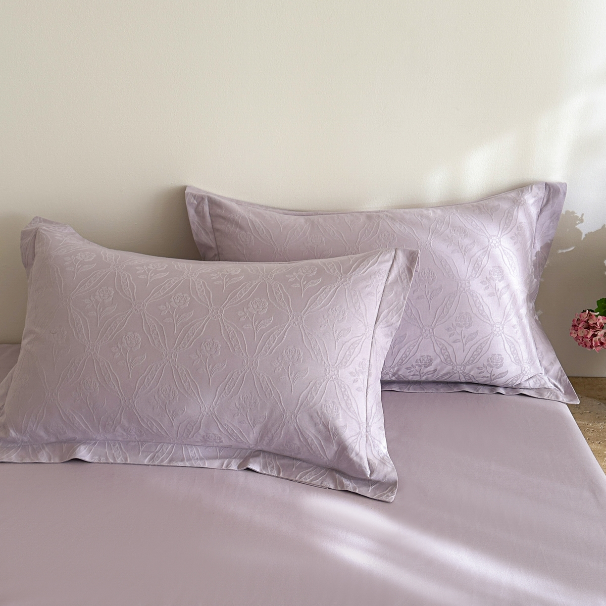 91家纺网 家纺一手货源 找家纺 格里芬家纺 2026新款全棉水洗立体浮雕提花纯棉四件套 恩特斯大-丁香紫