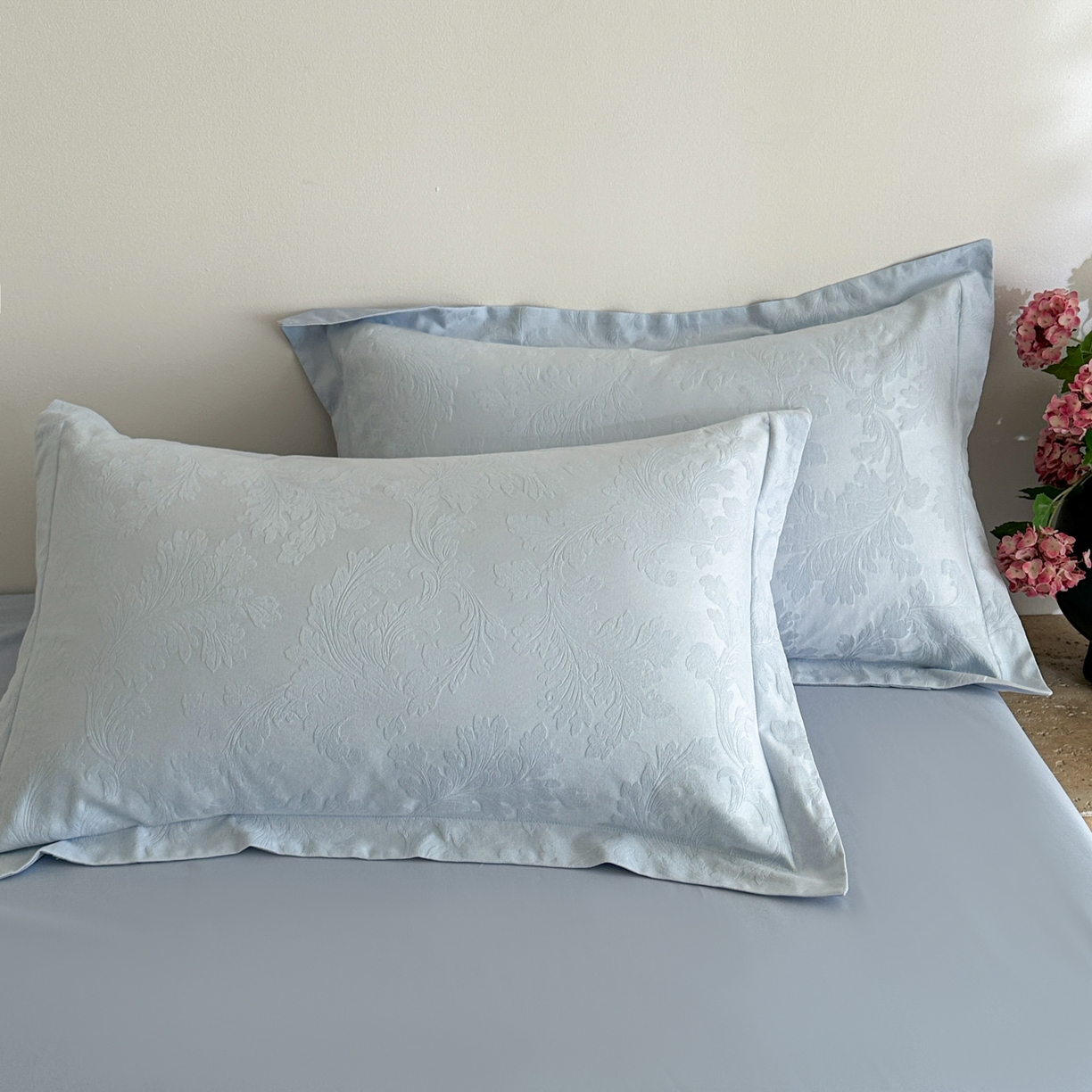 91家纺网 家纺一手货源 找家纺 格里芬家纺 2026新款全棉水洗立体浮雕提花纯棉四件套 柔风香草-云水蓝