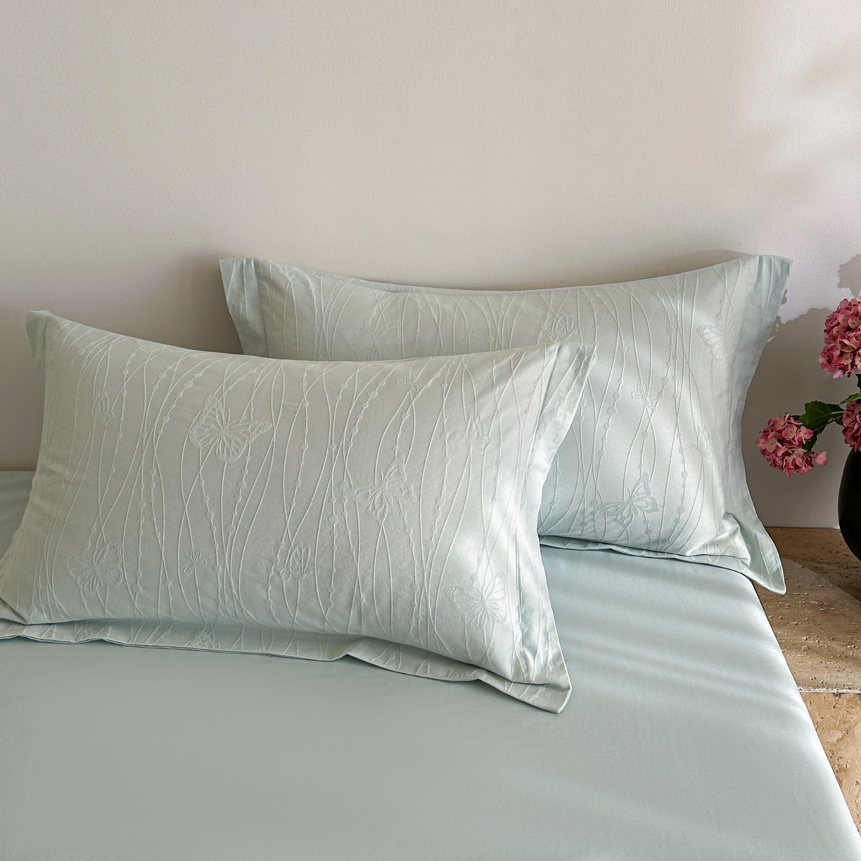 91家纺网 家纺一手货源 找家纺 格里芬家纺 2026新款全棉水洗立体浮雕提花纯棉四件套 蝶梦-湖水绿