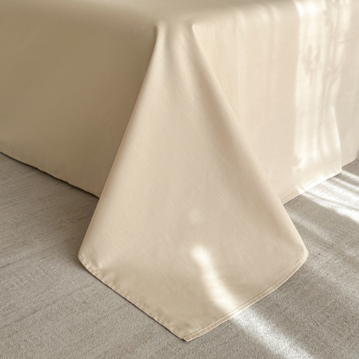 91家纺网 家纺一手货源 找家纺 格里芬家纺 2026新款全棉水洗立体浮雕提花纯棉四件套 柔风香草-奶昔白