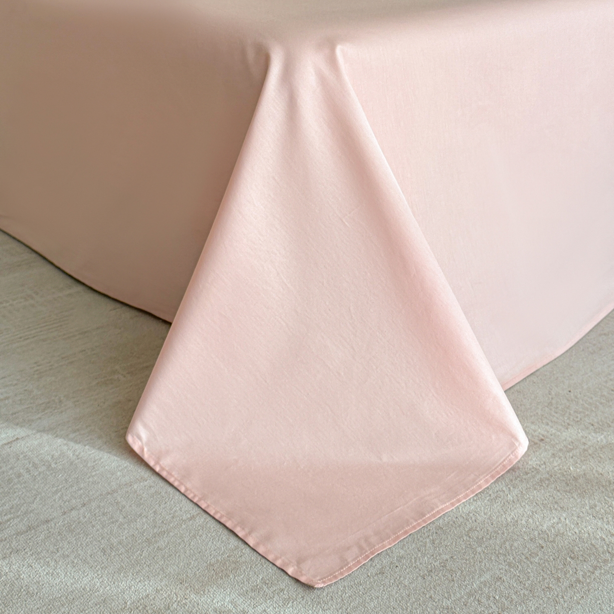 91家纺网 家纺一手货源 找家纺 格里芬家纺 2026新款全棉水洗立体浮雕提花纯棉四件套 浪漫情缘-奶昔白