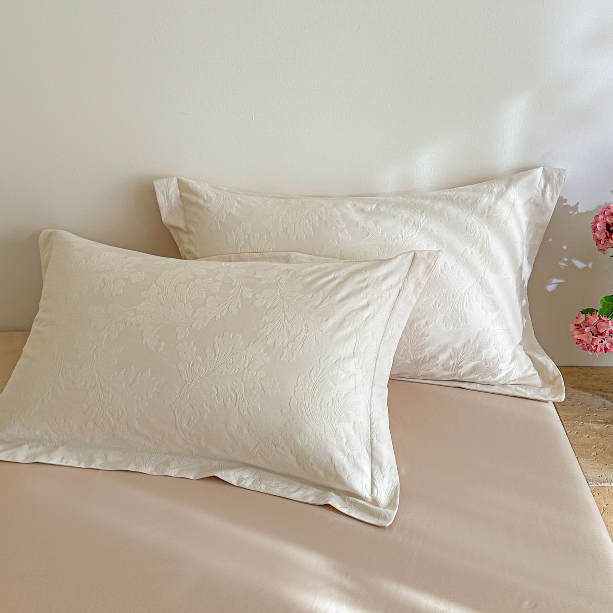 91家纺网 家纺一手货源 找家纺 格里芬家纺 2026新款全棉水洗立体浮雕提花纯棉四件套 柔风香草-奶昔白