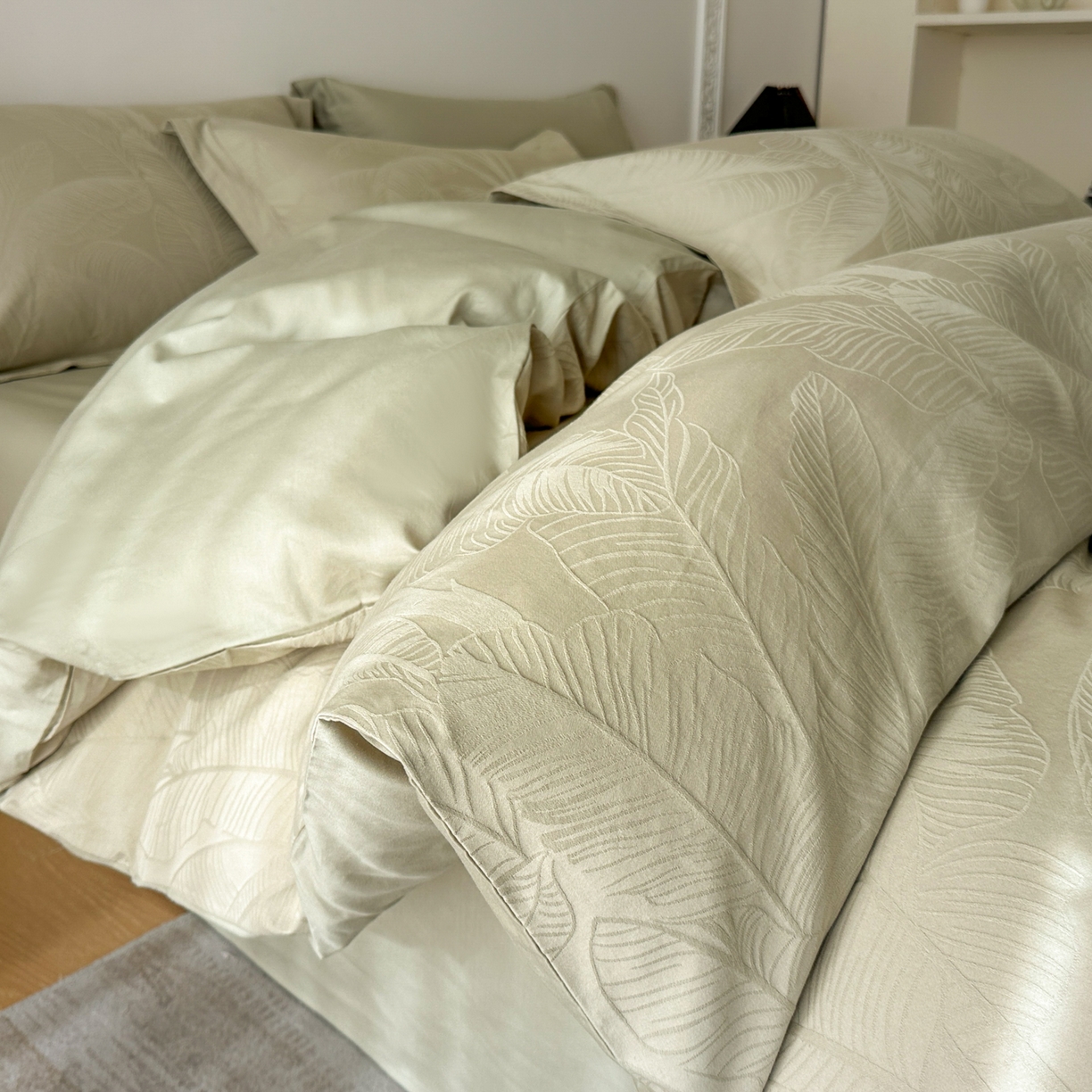 91家纺网 家纺一手货源 找家纺 格里芬家纺 2026新款全棉水洗立体浮雕提花纯棉四件套 焦野-奶绿