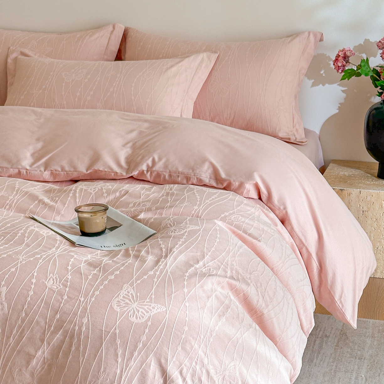 91家纺网 家纺一手货源 找家纺 格里芬家纺 2026新款全棉水洗立体浮雕提花纯棉四件套 蝶梦-唯美粉