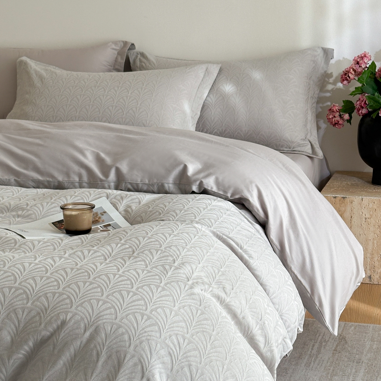 91家纺网 家纺一手货源 找家纺 格里芬家纺 2026新款全棉水洗立体浮雕提花纯棉四件套 伊贝斯-银灰