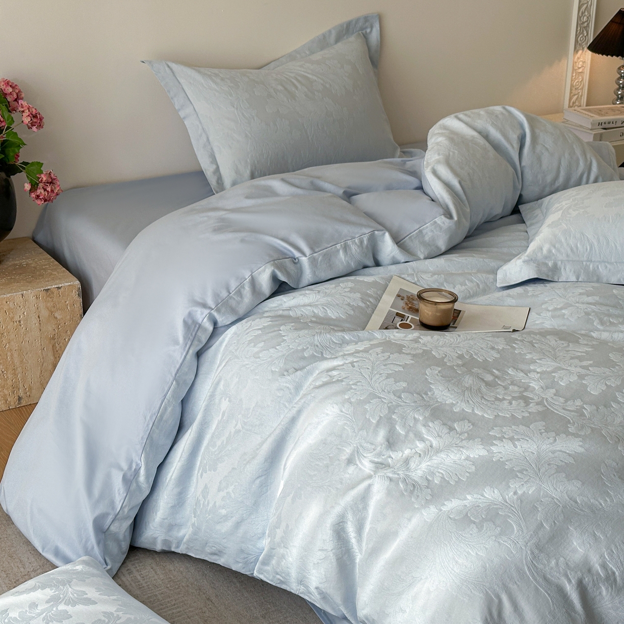 91家纺网 家纺一手货源 找家纺 格里芬家纺 2026新款全棉水洗立体浮雕提花纯棉四件套 柔风香草-云水蓝