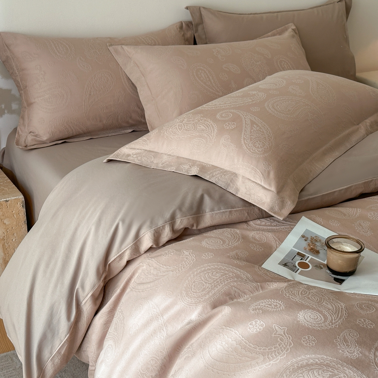 91家纺网 家纺一手货源 找家纺 格里芬家纺 2026新款全棉水洗立体浮雕提花纯棉四件套 腰果素绘-金属灰