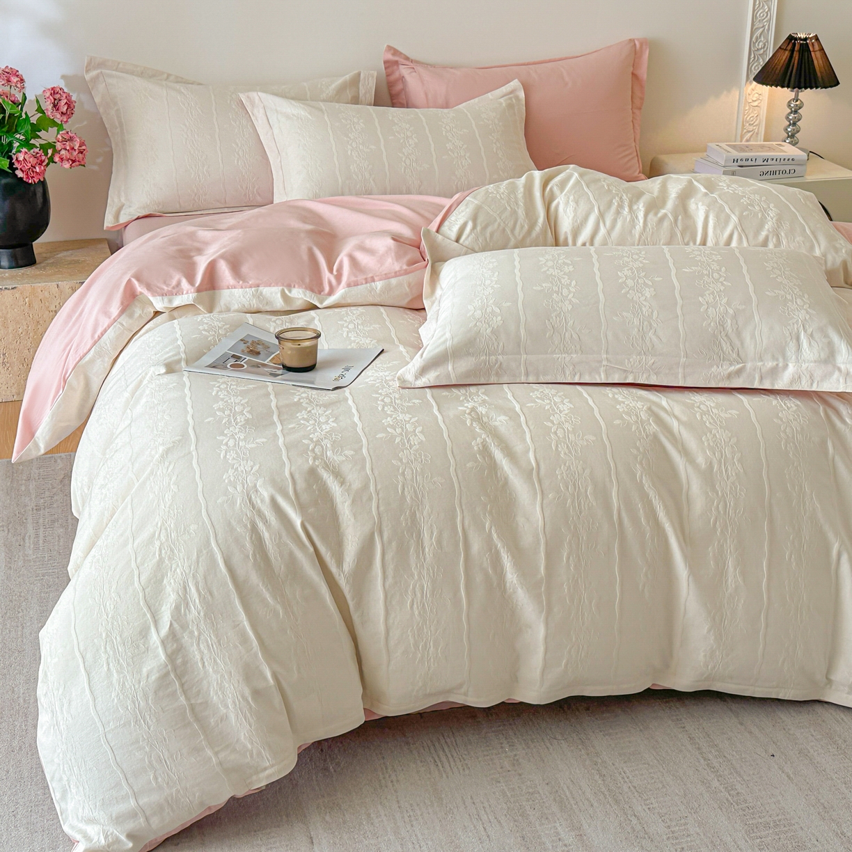 91家纺网 家纺一手货源 找家纺 格里芬家纺 2026新款全棉水洗立体浮雕提花纯棉四件套 浪漫情缘-奶昔白