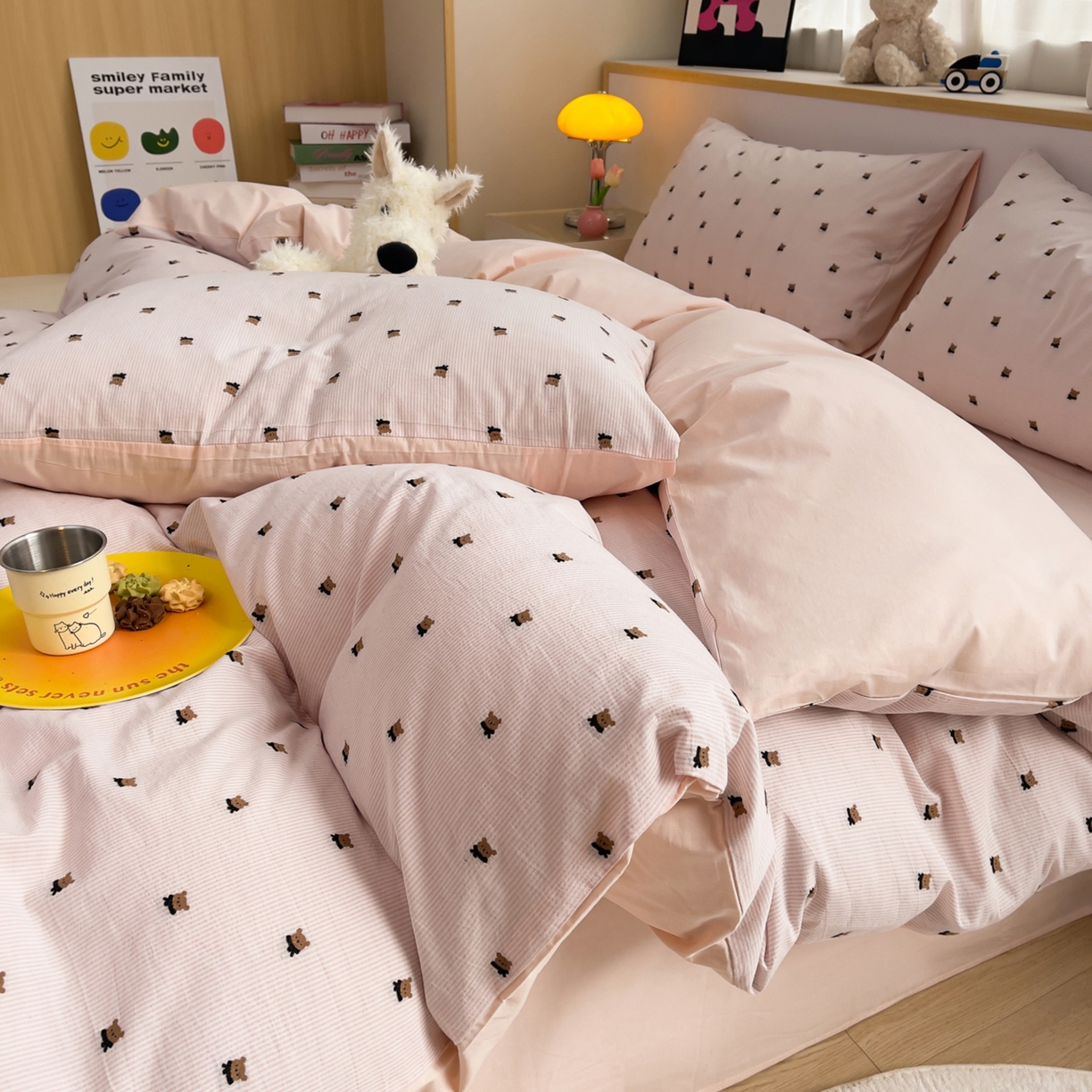 91家纺网 家纺一手货源 找家纺 炫拼家纺 2026新款A类全棉60支色织提花剪花B版40支水洗棉四件套-米熊系列 米熊-樱花粉