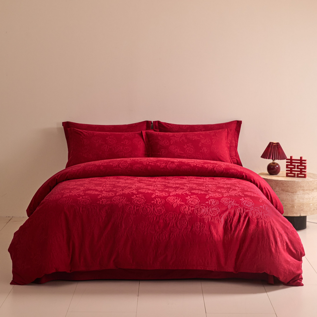 91家纺网 家纺一手货源 找家纺 （总）格里芬家纺 2026新款全棉水洗立体浮雕提花大红婚庆四件套