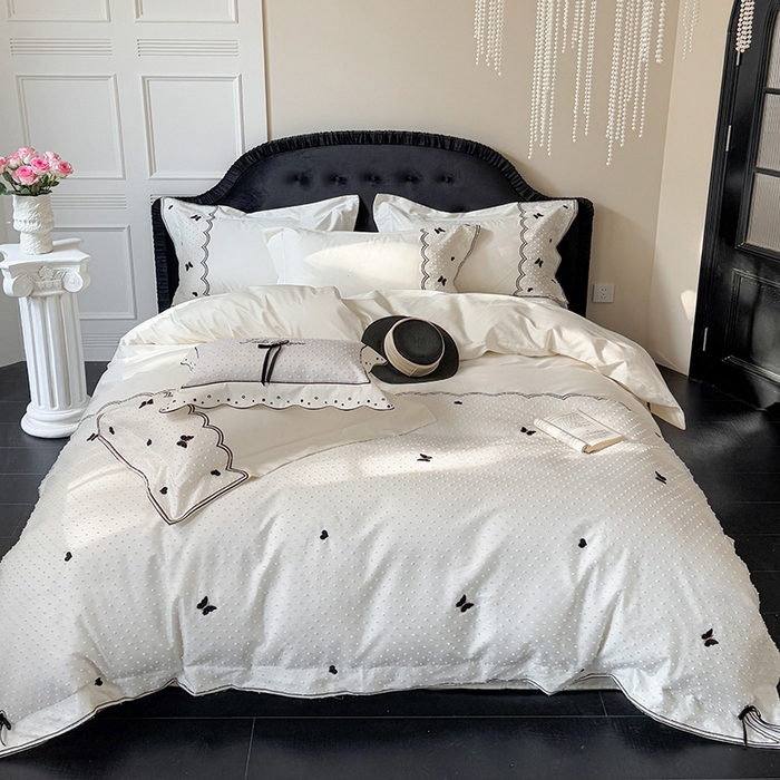 东方合美（原：皇家传奇） 2026新款纯棉长绒棉刺绣四件套-云小甜 云小甜-香草白