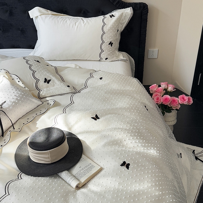 91家纺网 家纺一手货源 找家纺 东方合美（原：皇家传奇） 2026新款纯棉长绒棉刺绣四件套-云小甜 云小甜-香草白