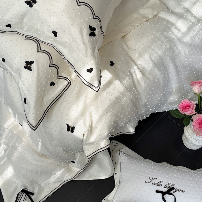 91家纺网 家纺一手货源 找家纺 东方合美（原：皇家传奇） 2026新款纯棉长绒棉刺绣四件套-云小甜 云小甜-香草白