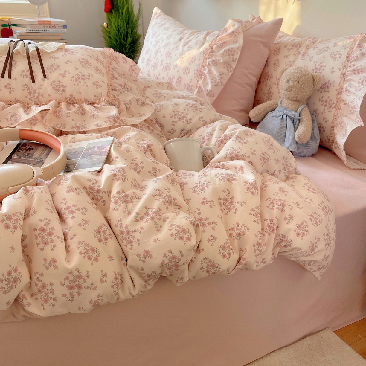 91家纺网 家纺一手货源 找家纺 娜娜 2026新款A类云朵锦花边四件套 樱花粉