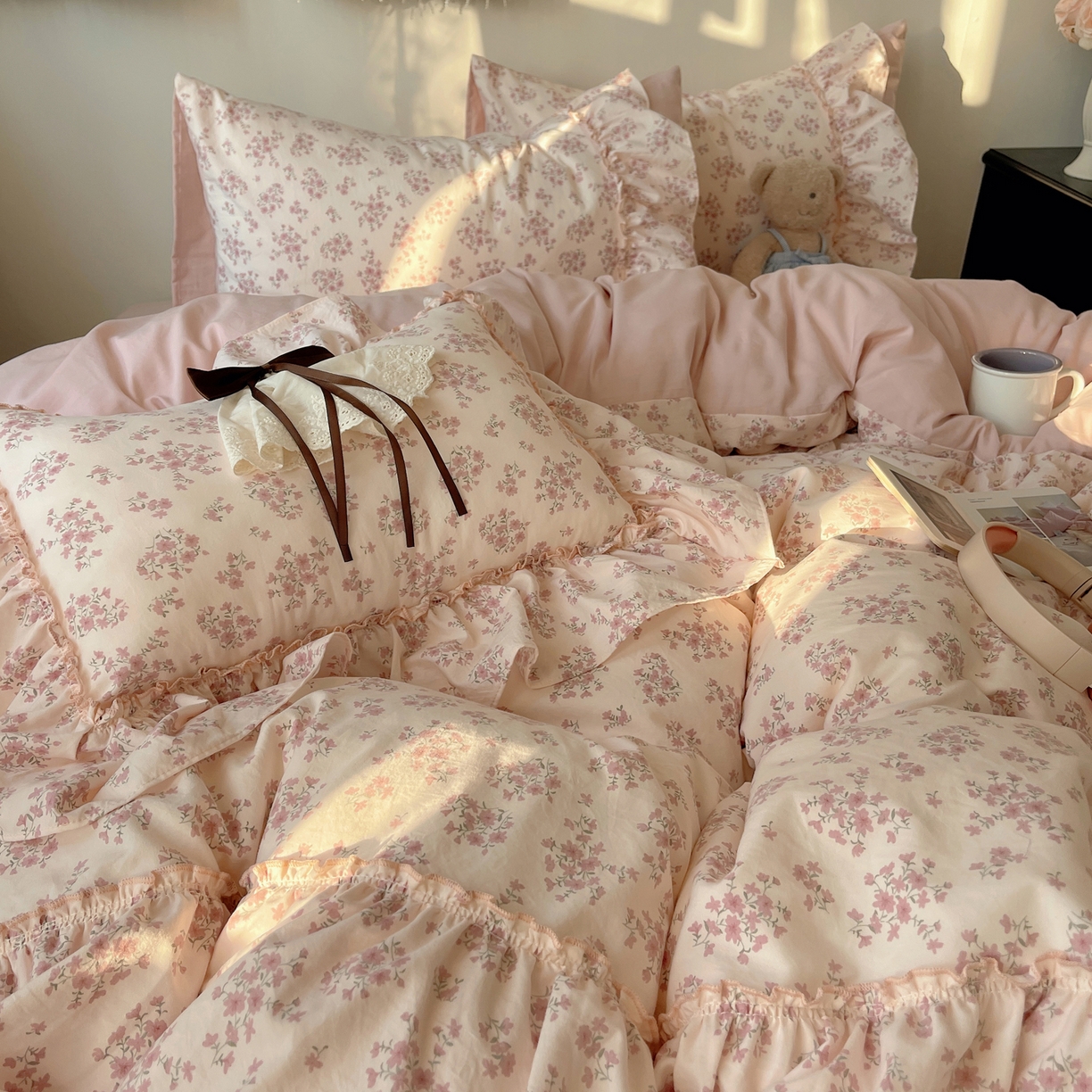 91家纺网 家纺一手货源 找家纺 娜娜 2026新款A类云朵锦花边四件套 樱花粉