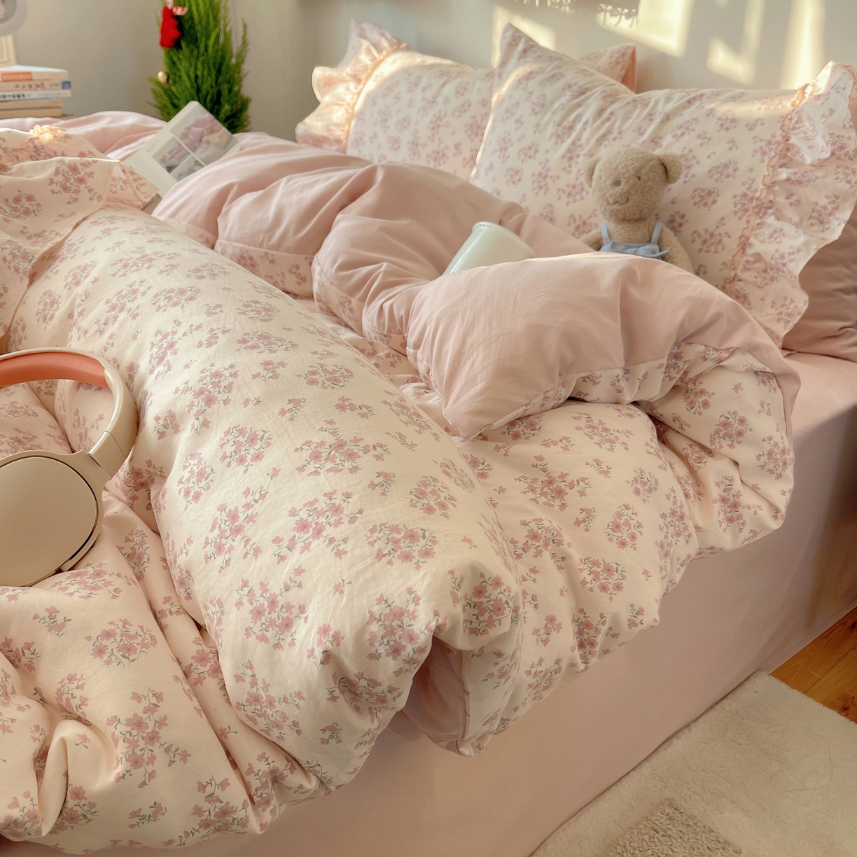 91家纺网 家纺一手货源 找家纺 娜娜 2026新款A类云朵锦花边四件套 樱花粉