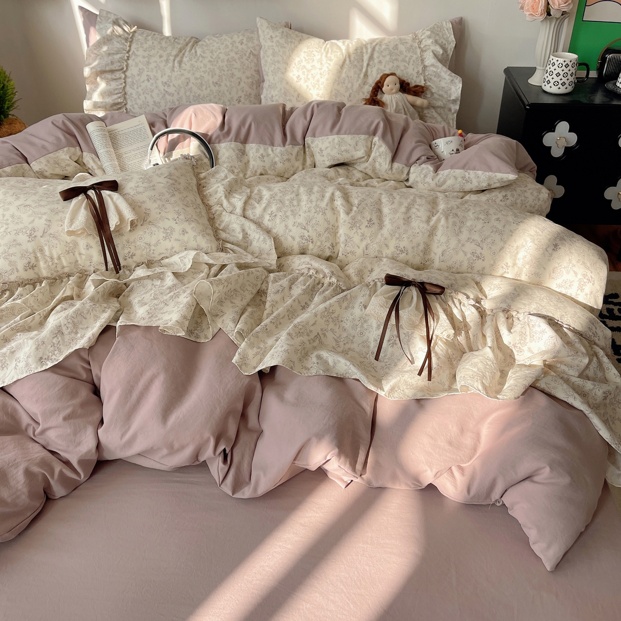 91家纺网 家纺一手货源 找家纺 娜娜 2026新款A类云朵锦花边四件套 满天星-豆沙