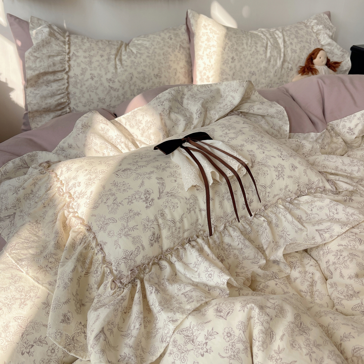 91家纺网 家纺一手货源 找家纺 娜娜 2026新款A类云朵锦花边四件套 满天星-豆沙