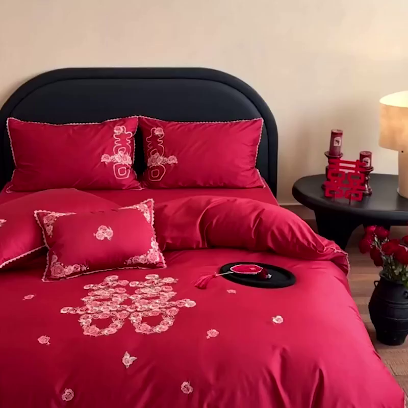 91家纺网 家纺一手货源 找家纺 （总）爱缦 2026新款花见喜系列100s pro全棉四件套-风格一（此款券后控价：标准388，大号408）