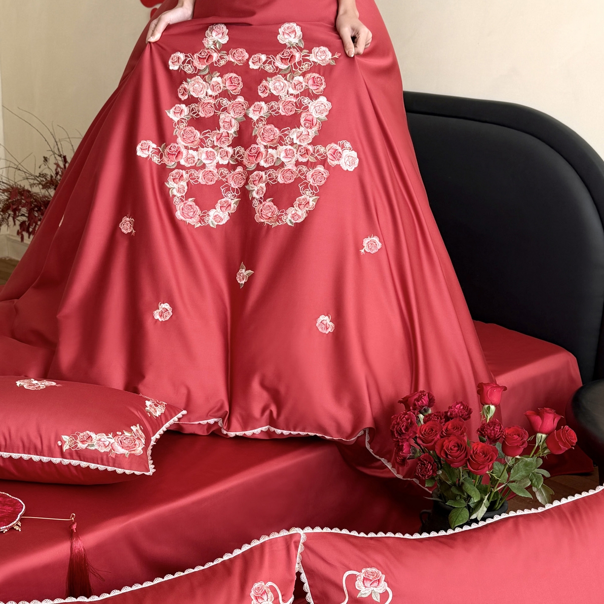 91家纺网 家纺一手货源 找家纺 （总）爱缦 2026新款花见喜系列100s pro全棉四件套-风格一（此款券后控价：标准388，大号408）