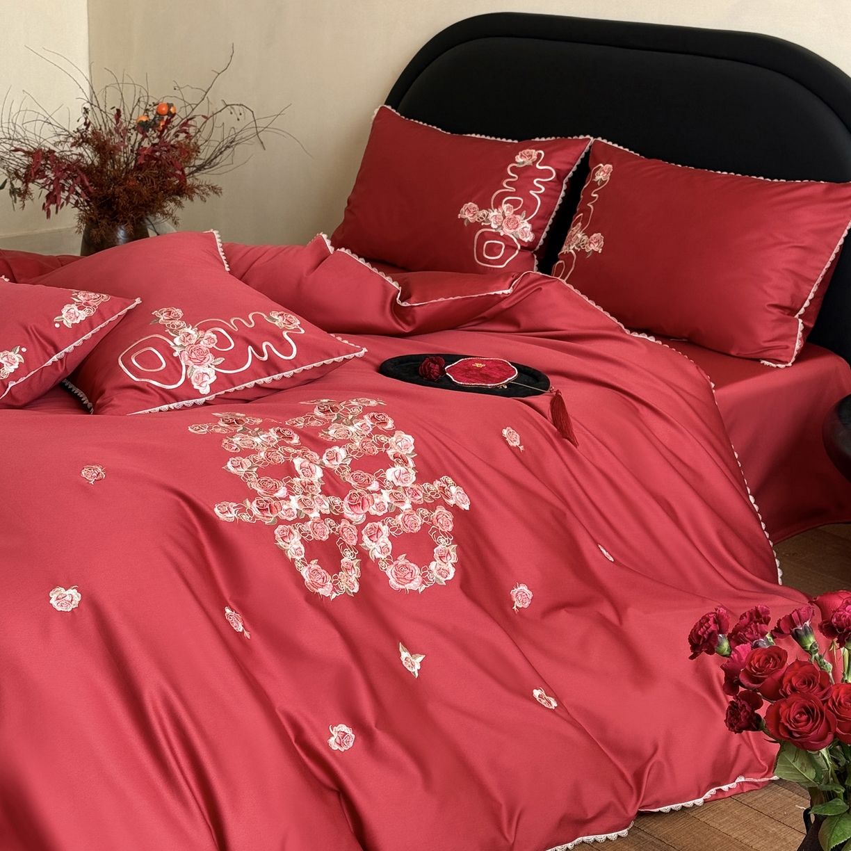 91家纺网 家纺一手货源 找家纺 （总）爱缦 2026新款花见喜系列100s pro全棉四件套-风格一（此款券后控价：标准388，大号408）