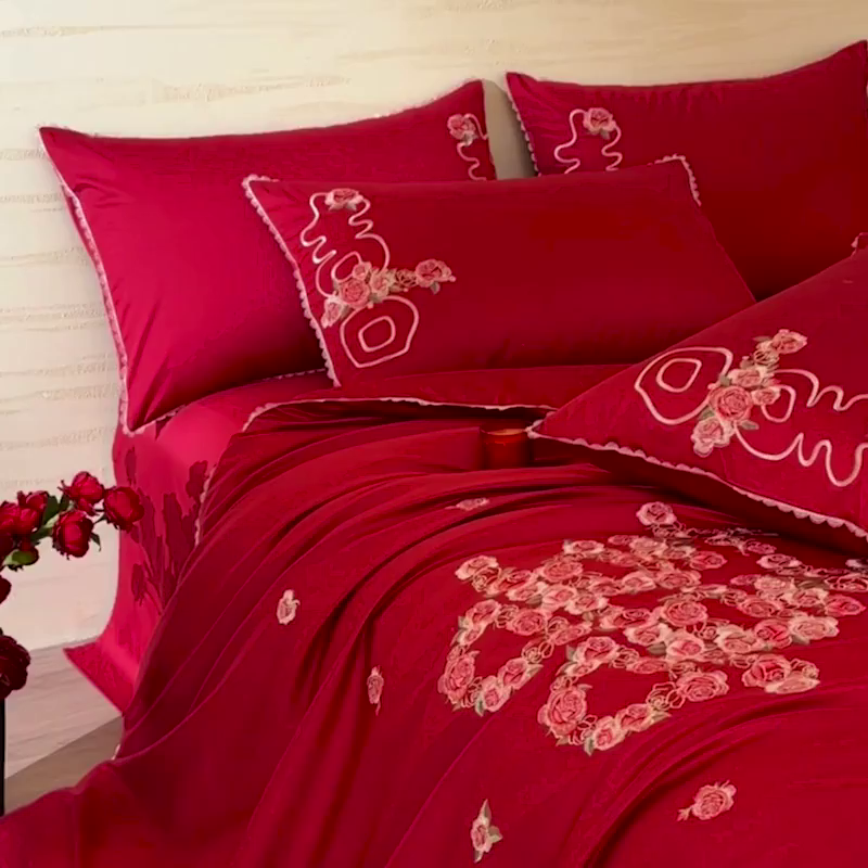 91家纺网 家纺一手货源 找家纺 （总）爱缦 2026新款花见喜系列100s pro全棉四件套-风格二（此款券后控价：标准388，大号408）