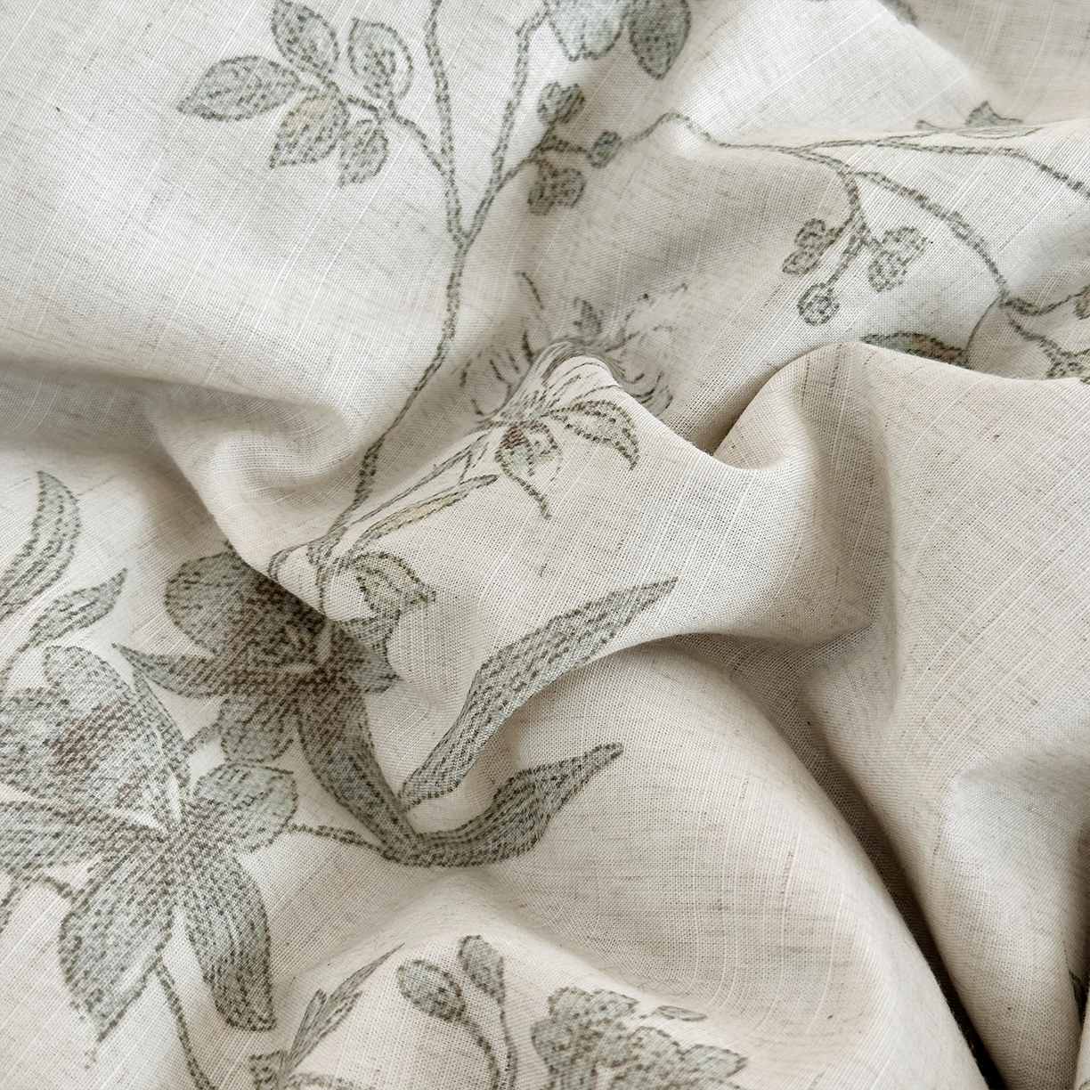 91家纺网 家纺一手货源 找家纺 锦罗绣 2026新款纯棉棉麻四件套 花隐溪