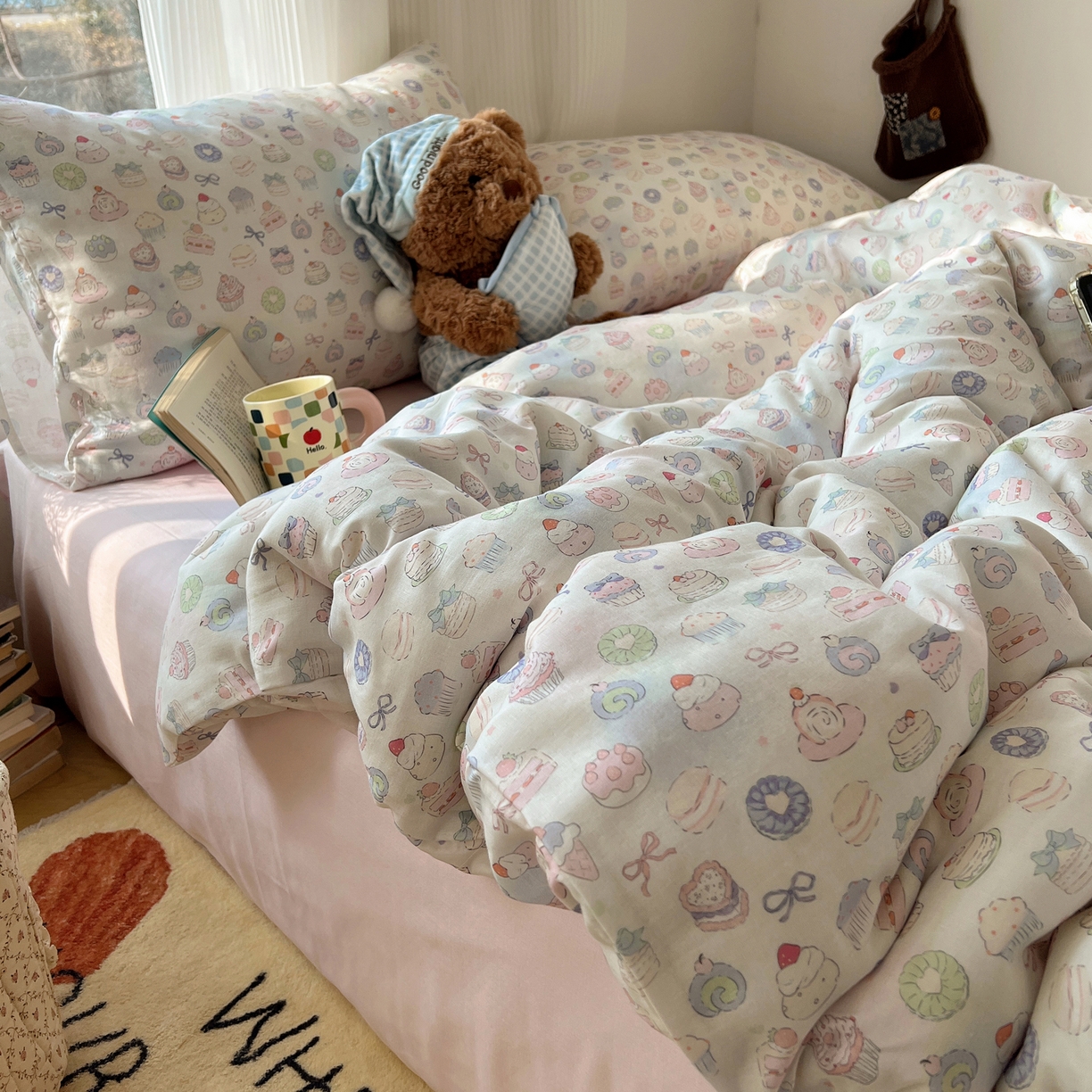 91家纺网 家纺一手货源 找家纺 六巷胡同 2026新款INS博主风卡通A类全棉双层纱四件套 双层纱-马卡龙蛋糕