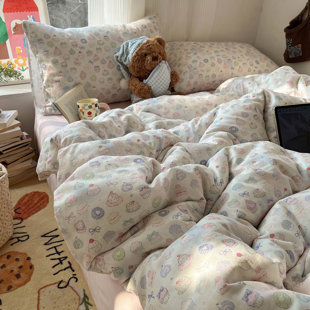 91家纺网 家纺一手货源 找家纺 六巷胡同 2026新款INS博主风卡通A类全棉双层纱四件套 双层纱-马卡龙蛋糕