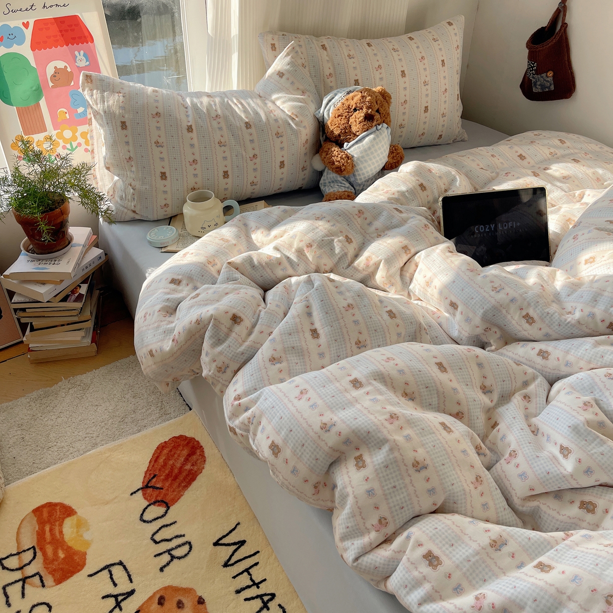 91家纺网 家纺一手货源 找家纺 六巷胡同 2026新款INS博主风卡通A类全棉双层纱四件套 双层纱-海盐樱桃熊