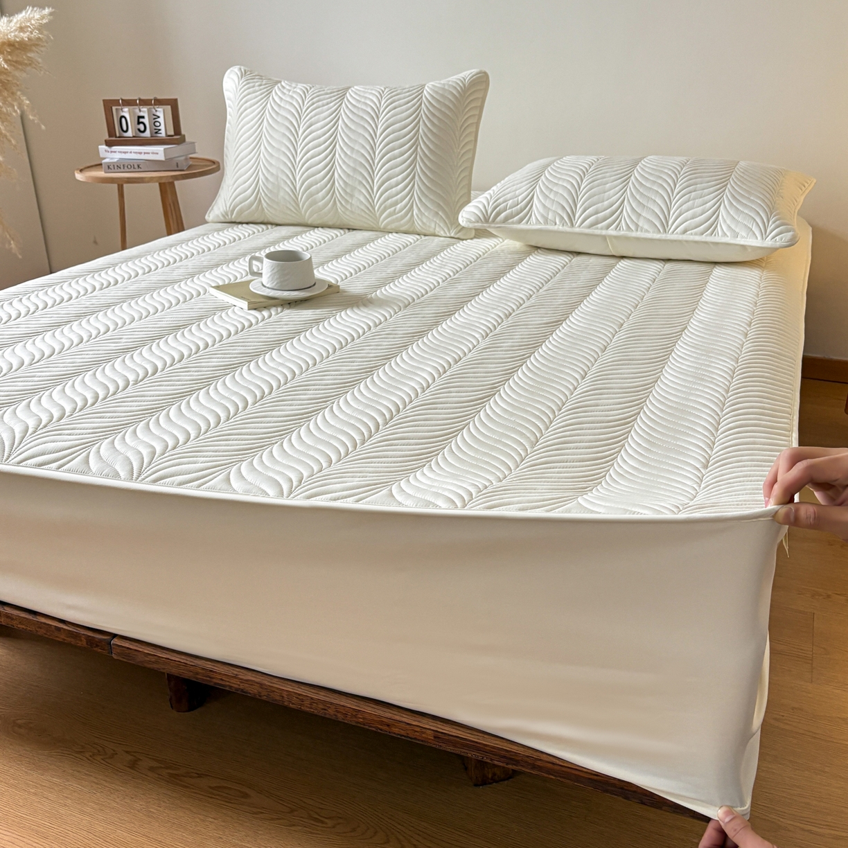 91家纺网 家纺一手货源 找家纺 （总）居眠 2026新款叶链夹棉防水床笠