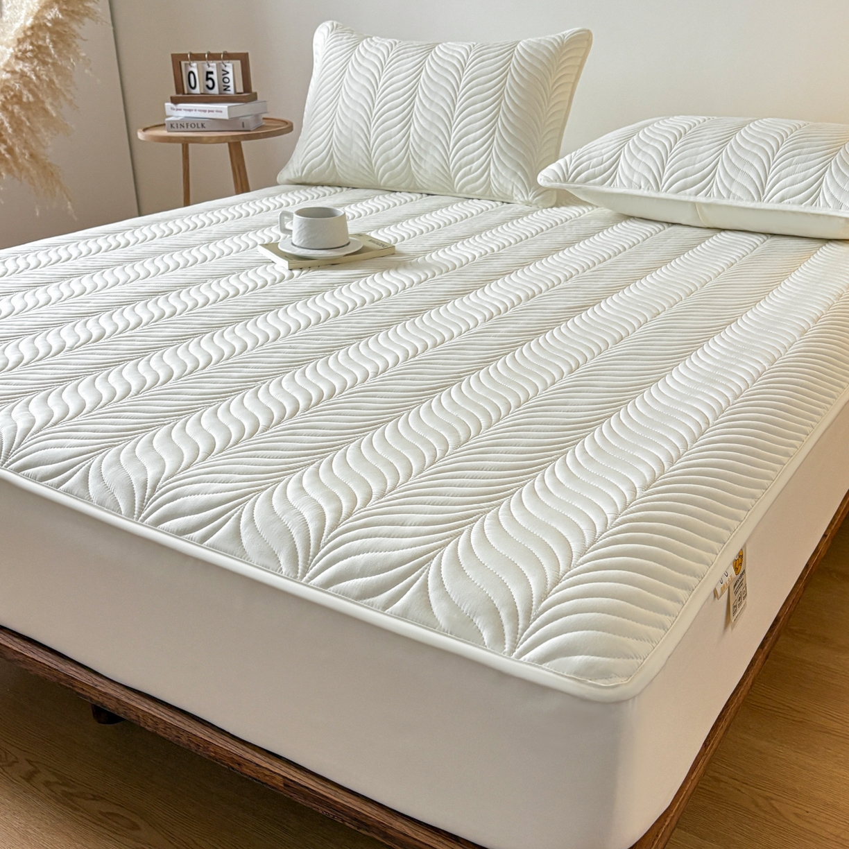 91家纺网 家纺一手货源 找家纺 居眠 2026新款叶链夹棉防水床笠 叶链-米白