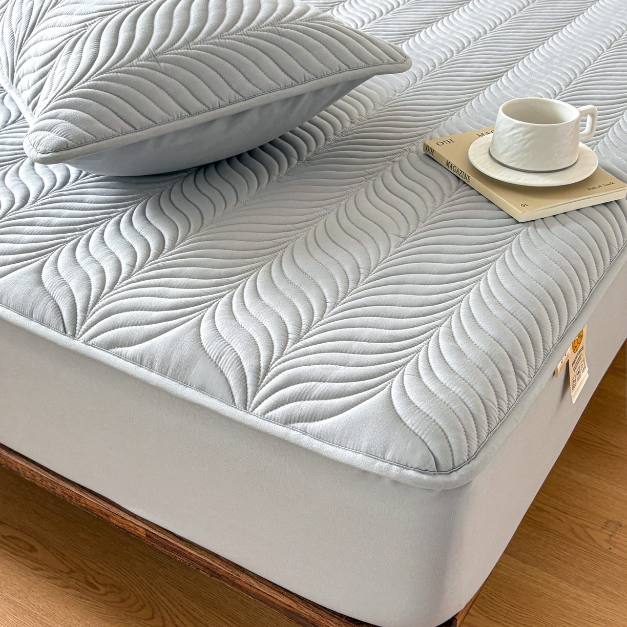 91家纺网 家纺一手货源 找家纺 居眠 2026新款叶链夹棉防水床笠 叶链-白云石