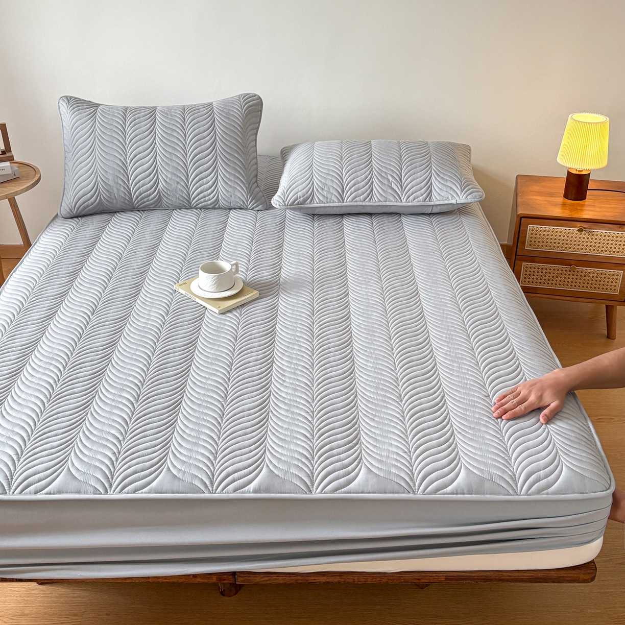 91家纺网 家纺一手货源 找家纺 居眠 2026新款叶链夹棉防水床笠 叶链-白云石