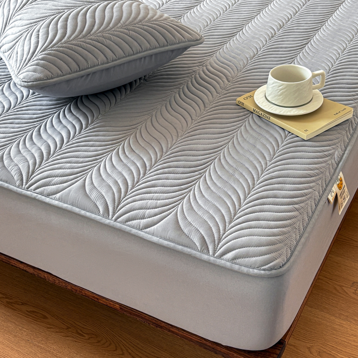 91家纺网 家纺一手货源 找家纺 居眠 2026新款叶链夹棉防水床笠 叶链-灰色